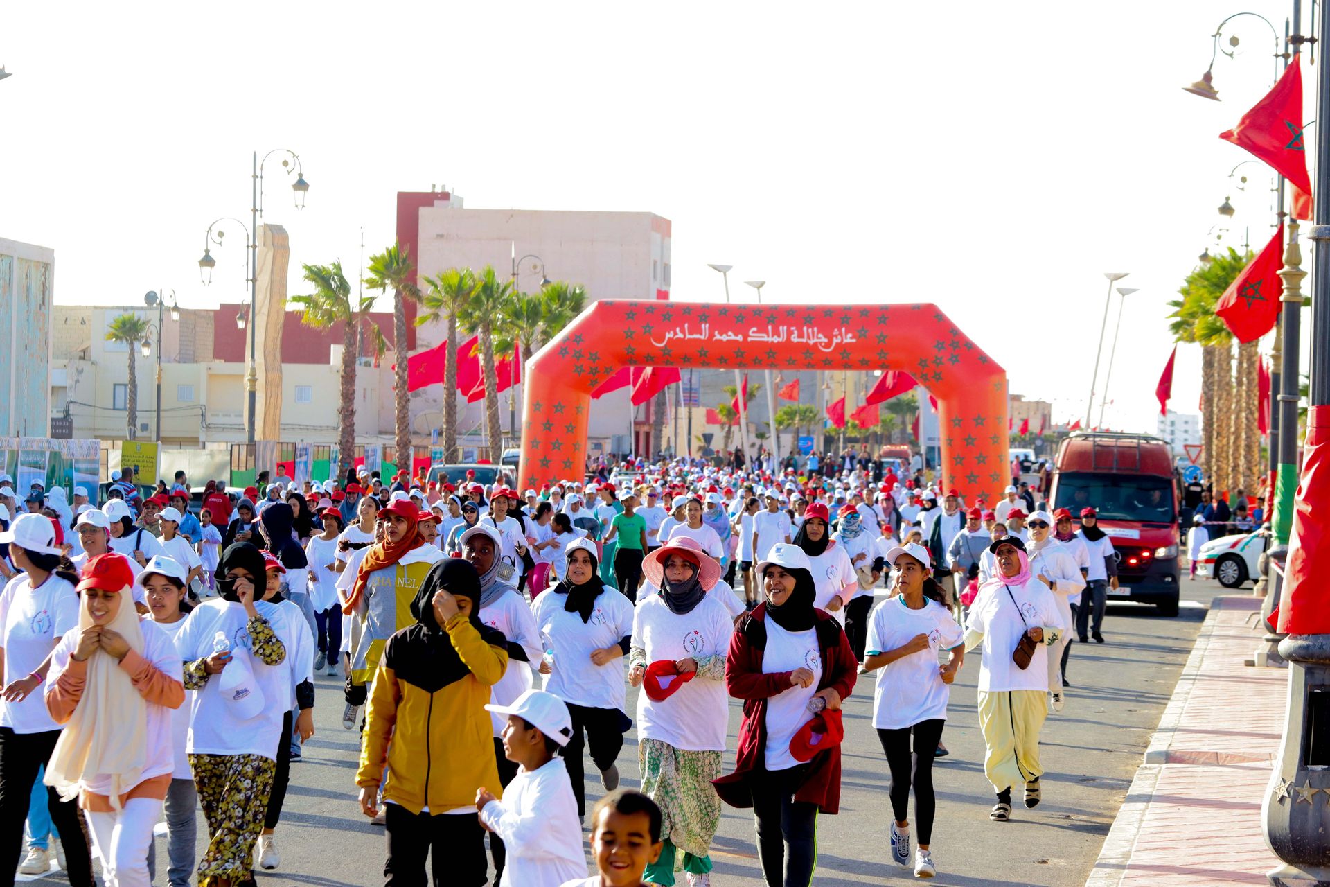 المشاركات في خطوات النصر النسائية بالداخلة